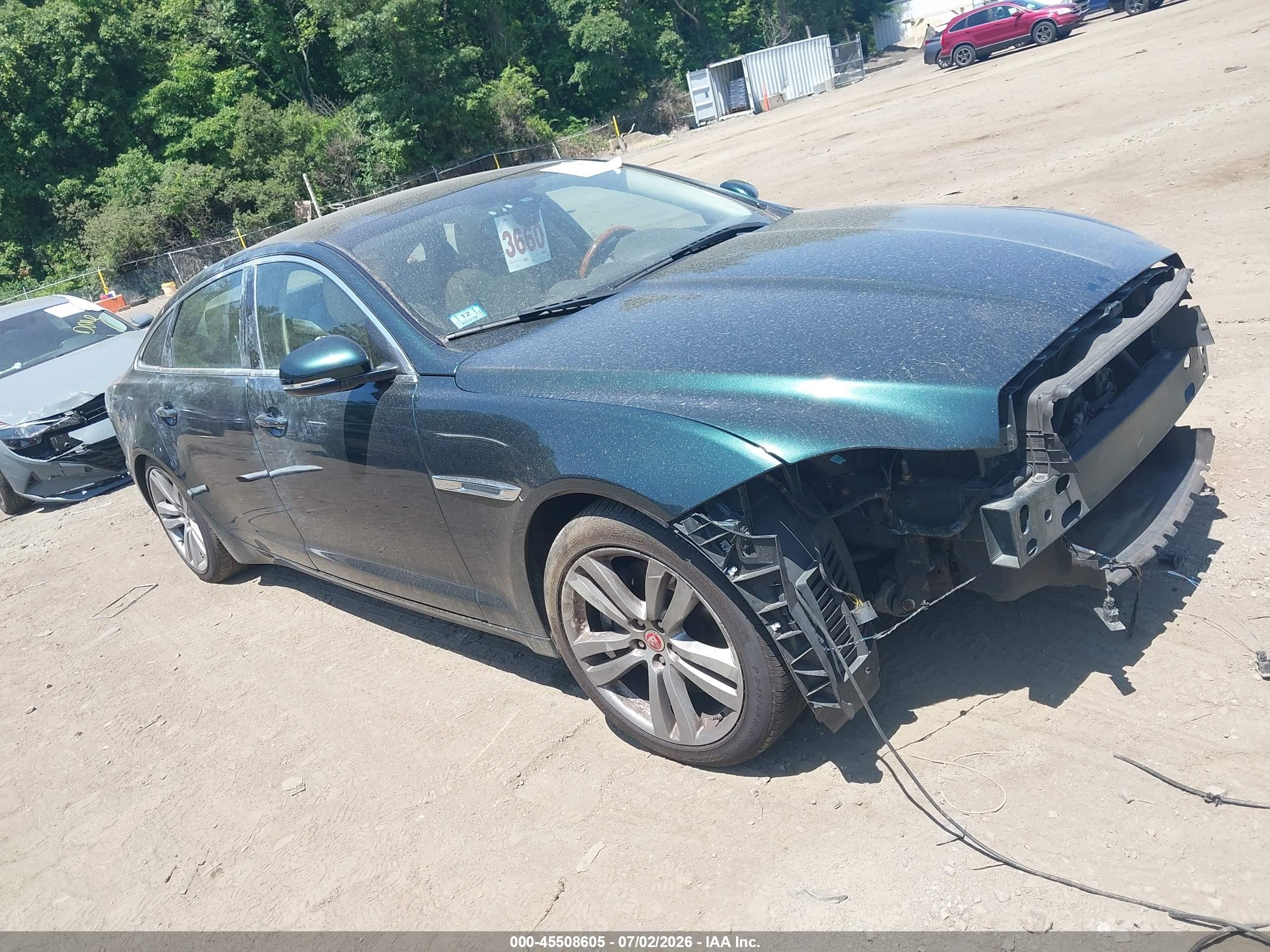 2013 Jaguar Xj Xjl Portfolio Зеленый vin: SAJWJ2GD2D8V50109