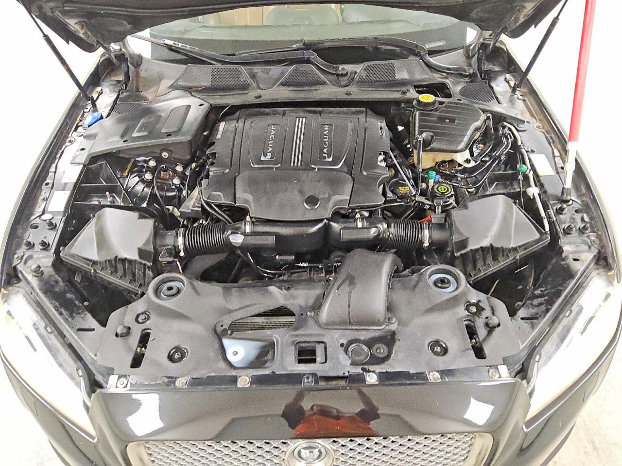 2014 Jaguar Xjl Portfolio Черный vin: SAJWJ2GD2E8V66439