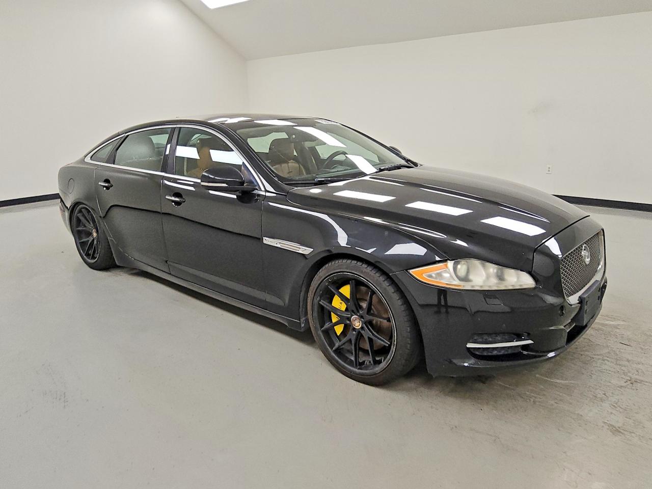 2014 Jaguar Xjl Portfolio Черный vin: SAJWJ2GD2E8V66439