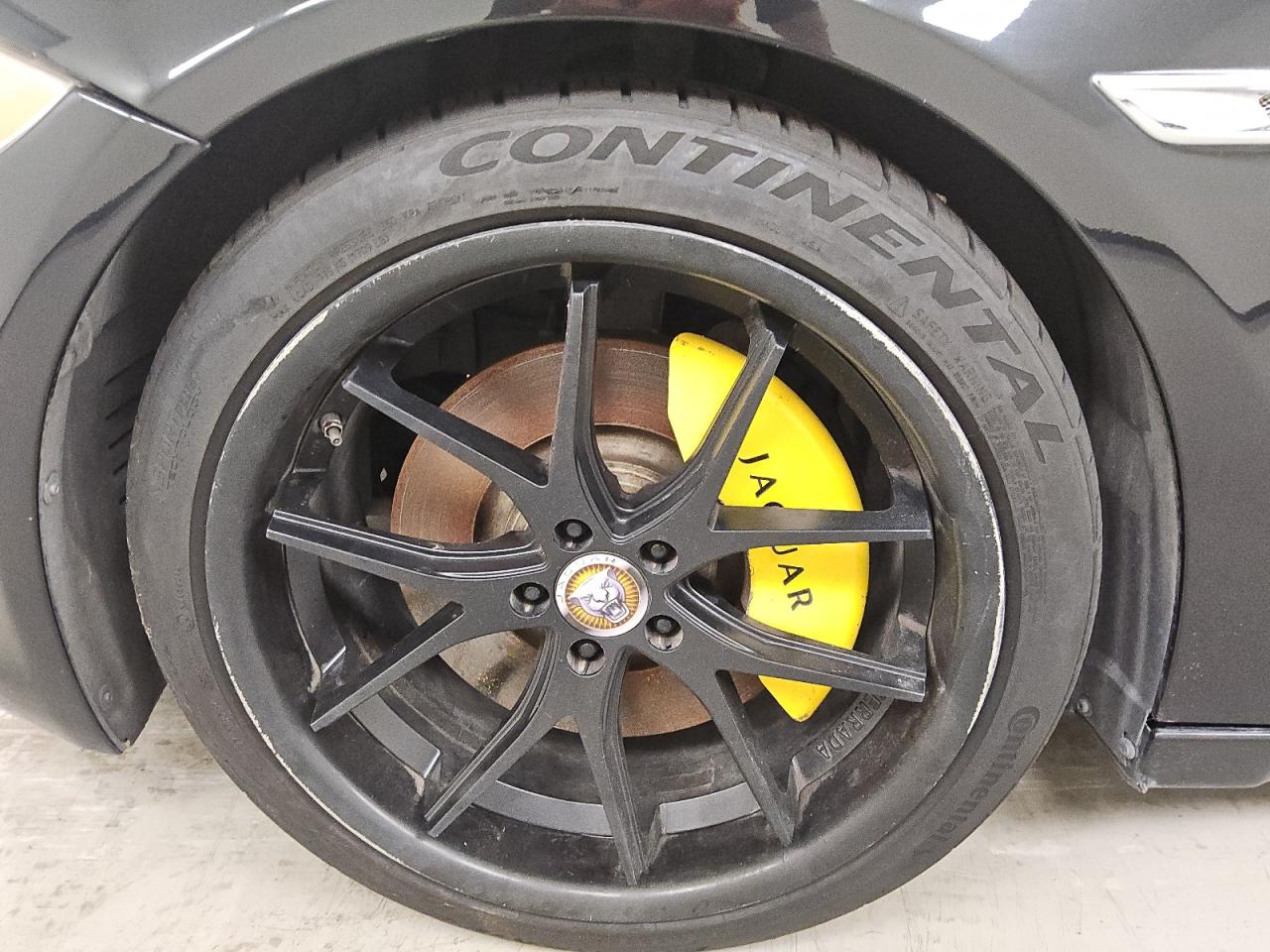 2014 Jaguar Xjl Portfolio Черный vin: SAJWJ2GD2E8V66439 Damage: Left Front Wheel, Curb Rash, > 12 Inches