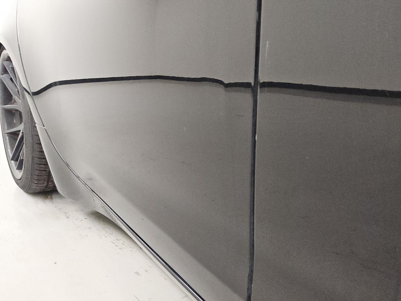 2014 Jaguar Xjl Portfolio Черный vin: SAJWJ2GD2E8V66439 Damage: Right Rear Door, Dent(S) W/ Paint Dmg, 1 To 2 Inches