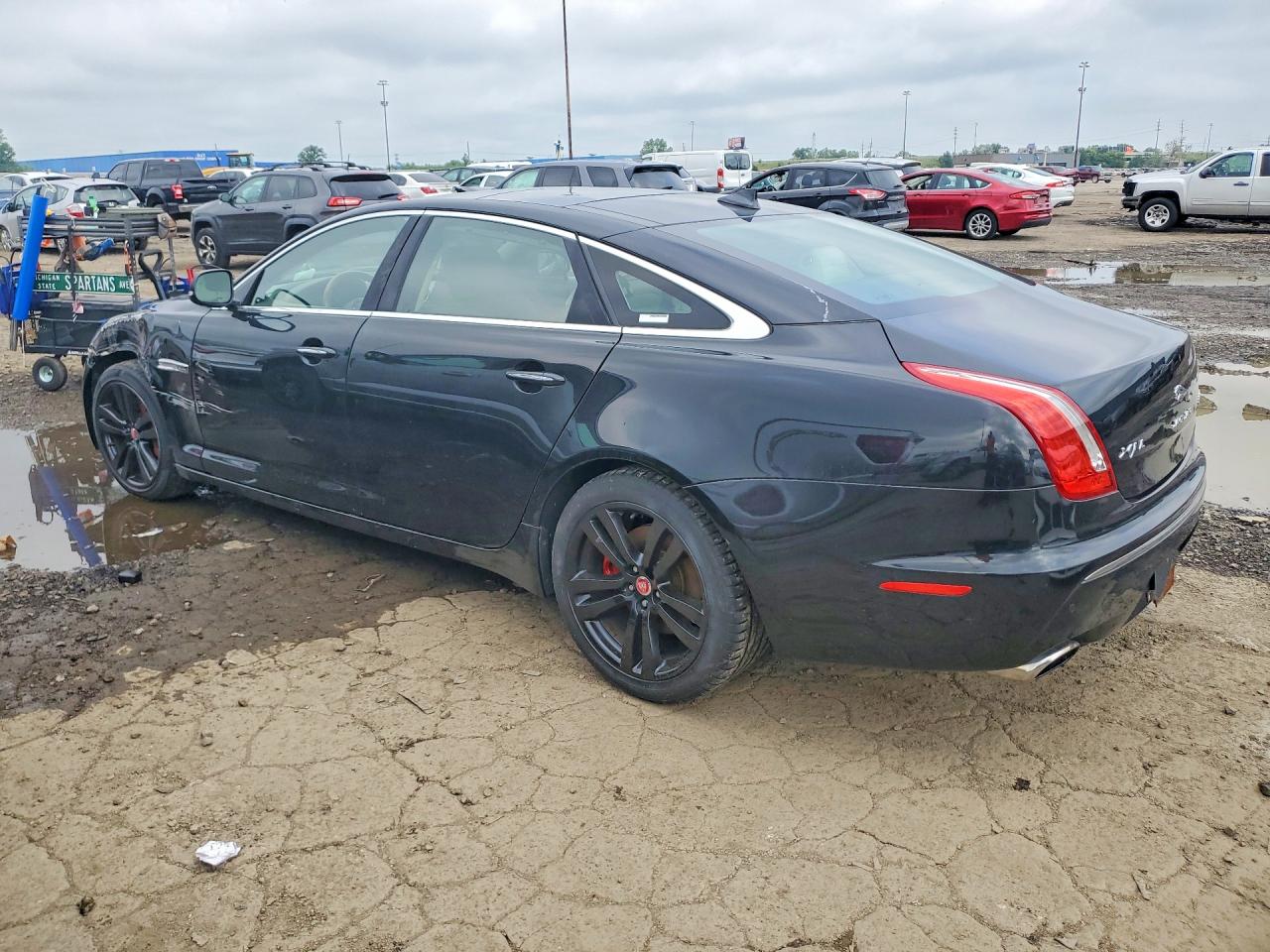 2015 Jaguar Xjl Portfolio Black vin: SAJWJ2GD3F8V75295