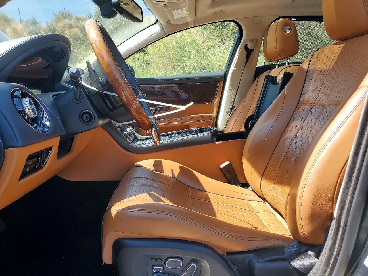 2014 Jaguar Xjl Portfolio Green vin: SAJWJ2GD4E8V64319