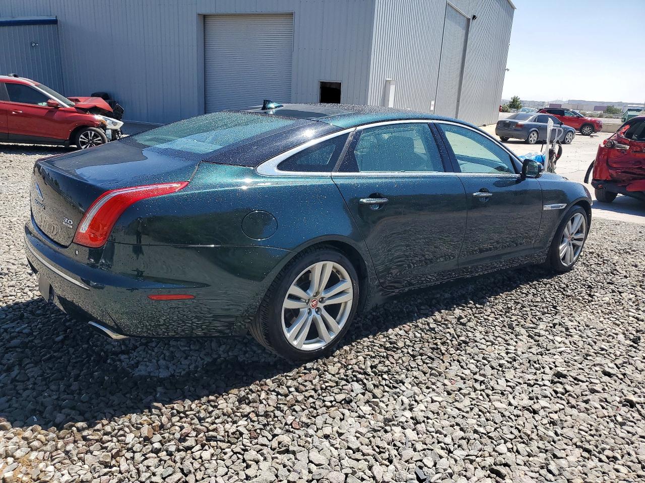 2014 Jaguar Xjl Portfolio Green vin: SAJWJ2GD4E8V64319