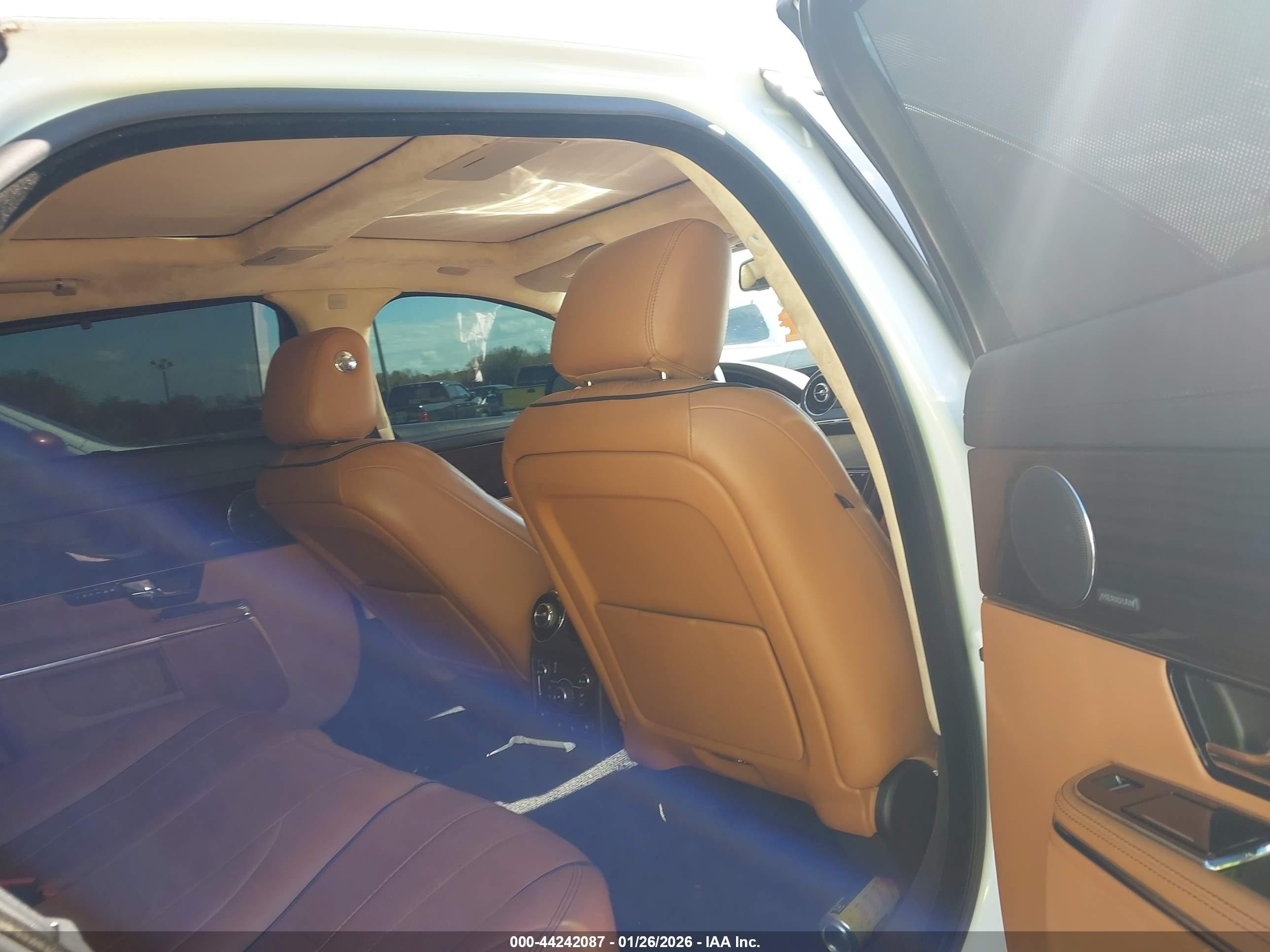 2013 Jaguar Xj Xjl Portfolio White vin: SAJWJ2GD8D8V50437