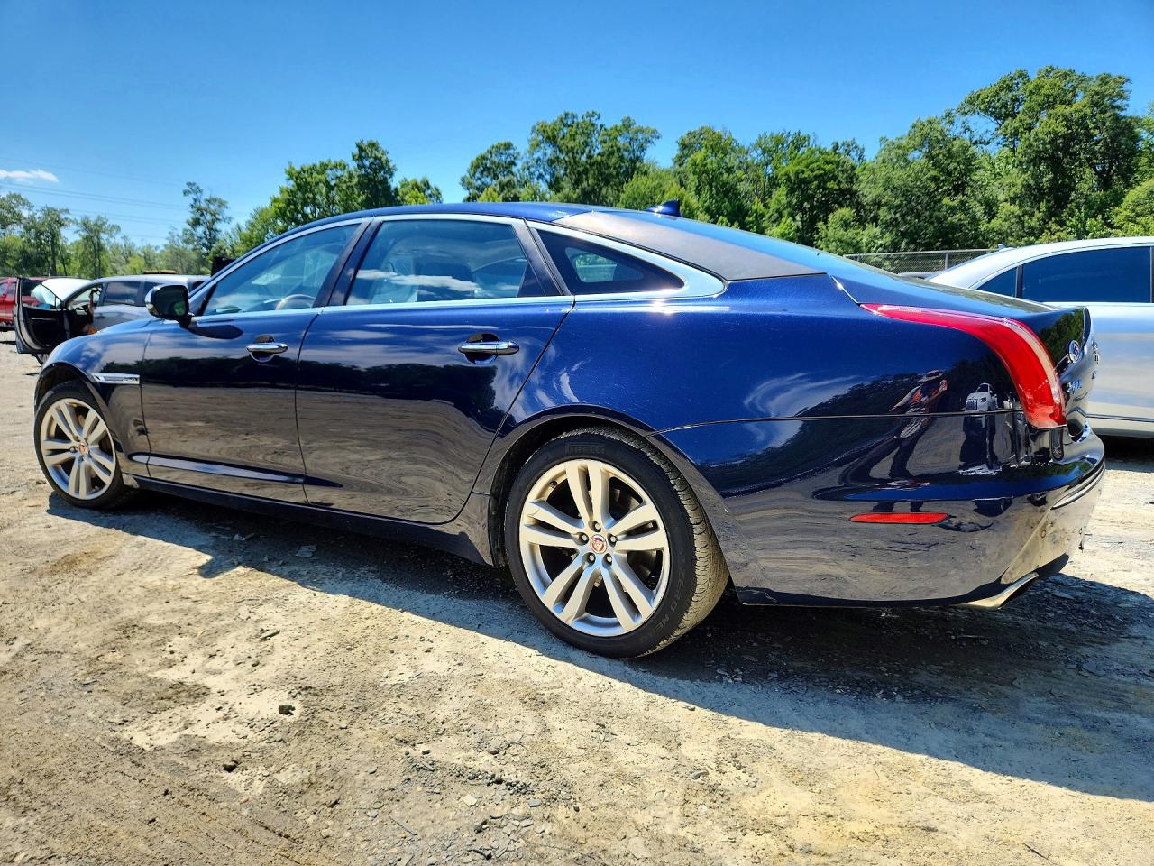 2014 Jaguar Xjl Portfolio Синий vin: SAJWJ2GD9E8V65689