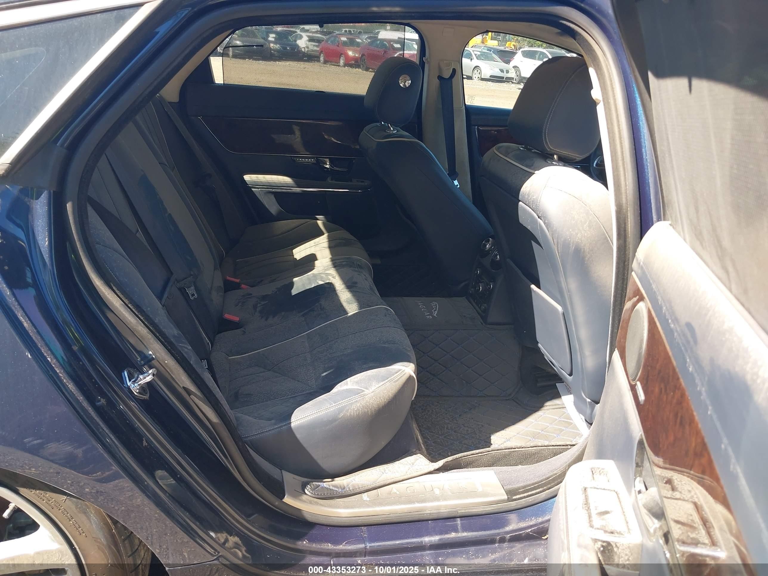 2013 Jaguar Xj Xjl Portfolio Blue vin: SAJWJ2GDXD8V44882