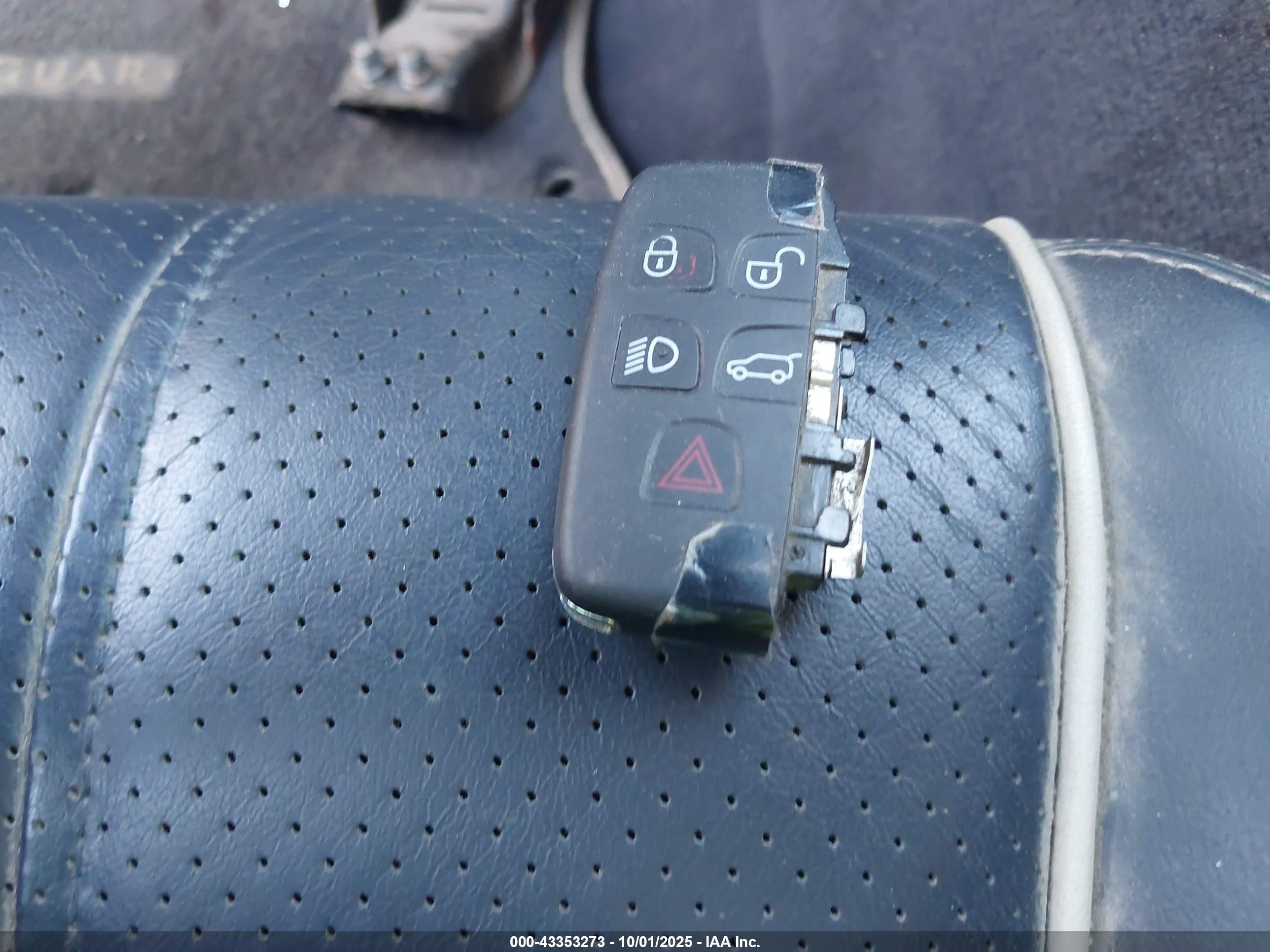 2013 Jaguar Xj Xjl Portfolio Blue vin: SAJWJ2GDXD8V44882