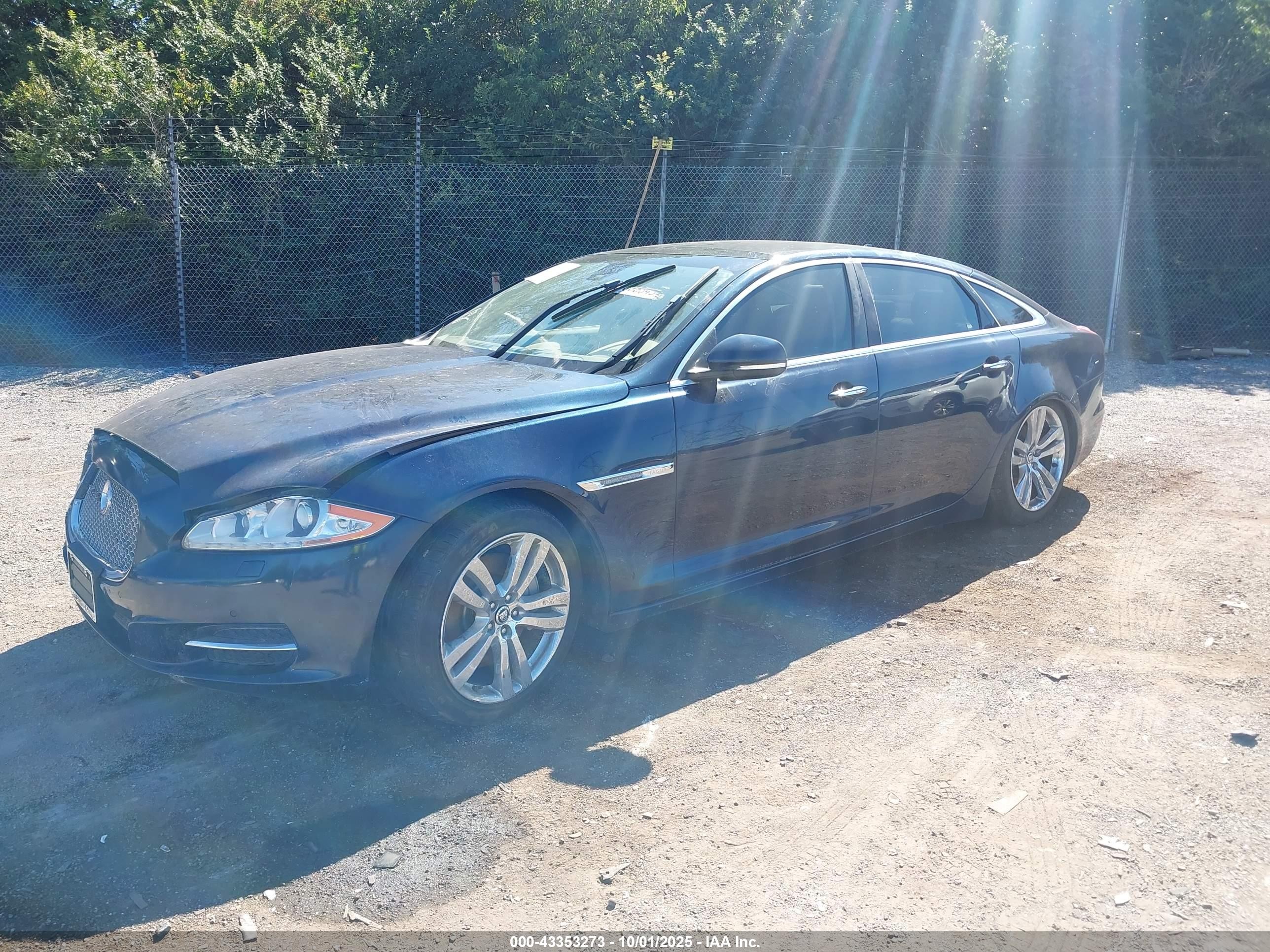 2013 Jaguar Xj Xjl Portfolio Blue vin: SAJWJ2GDXD8V44882