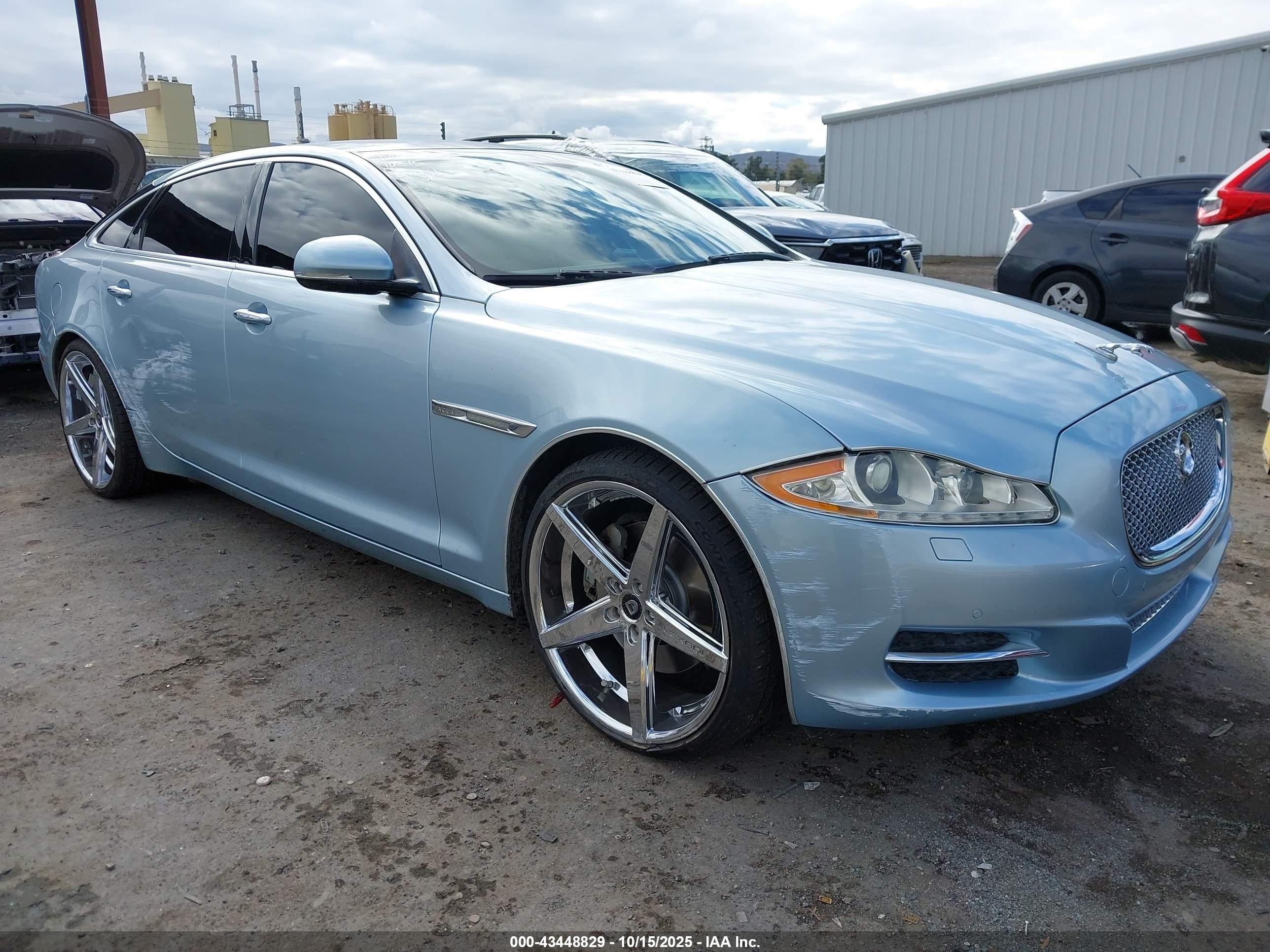 2013 Jaguar Xj Xjl Portfolio Light Blue vin: SAJWJ2GDXD8V47278