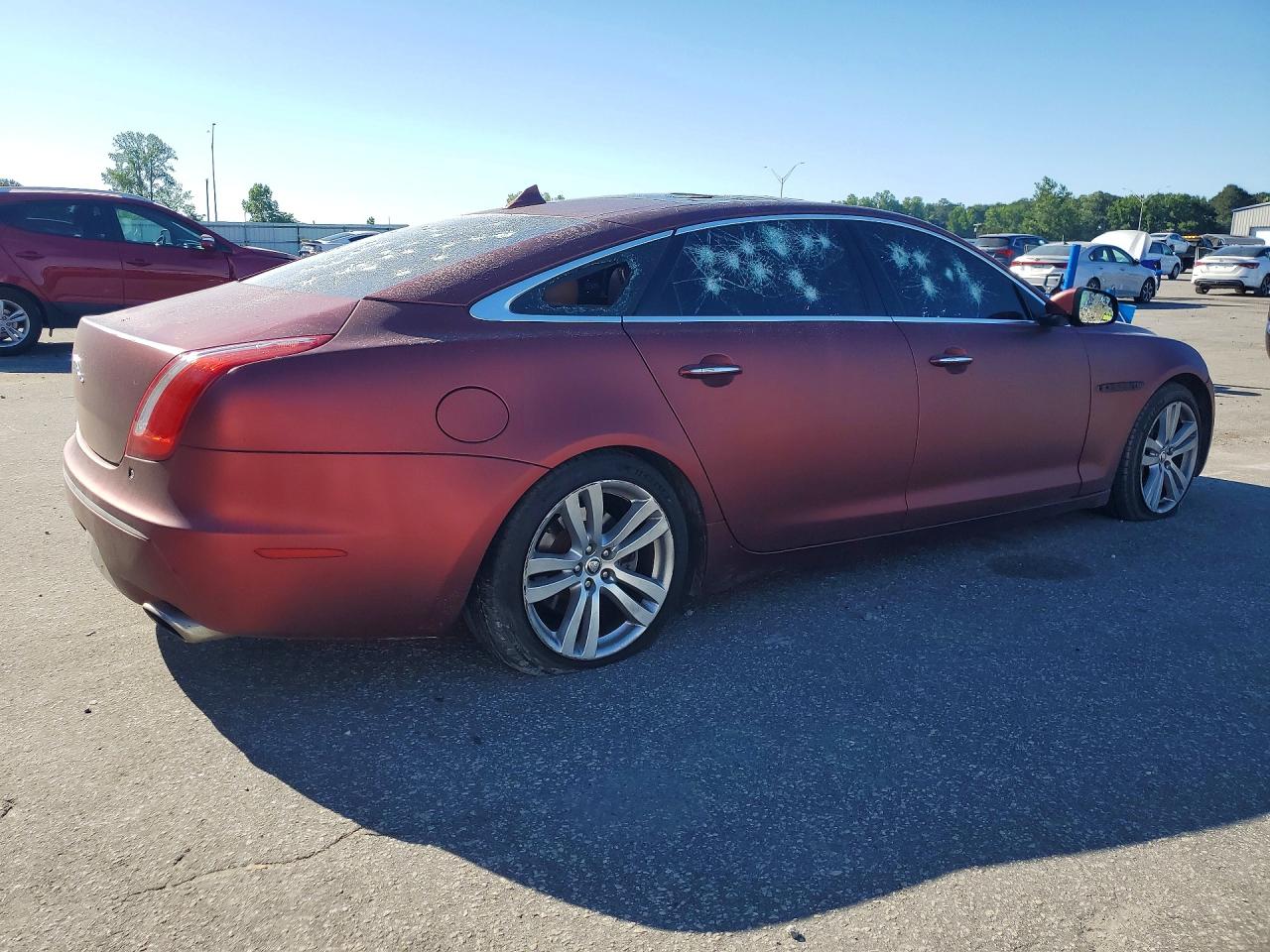 2013 Jaguar Xjl Portfolio Burgundy vin: SAJWJ2GDXD8V47426