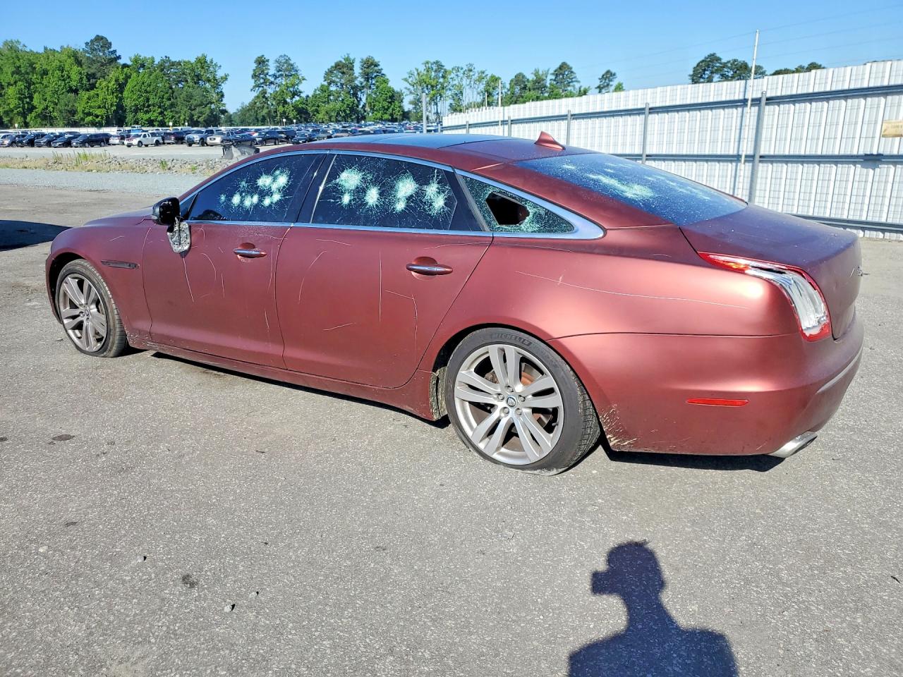 2013 Jaguar Xjl Portfolio Burgundy vin: SAJWJ2GDXD8V47426