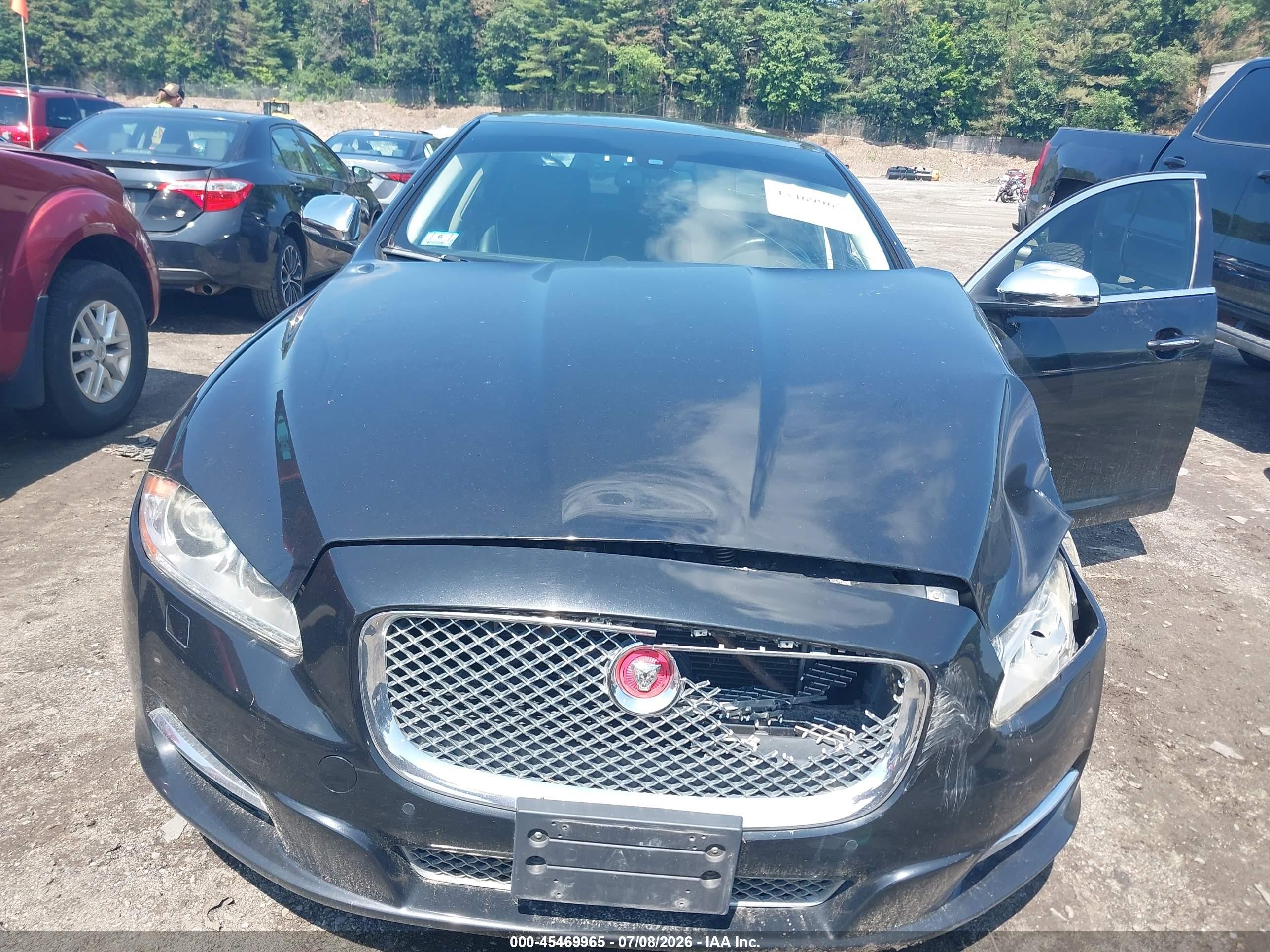 2014 Jaguar Xj Xjl Portfolio Black vin: SAJWJ2GDXE8V61294