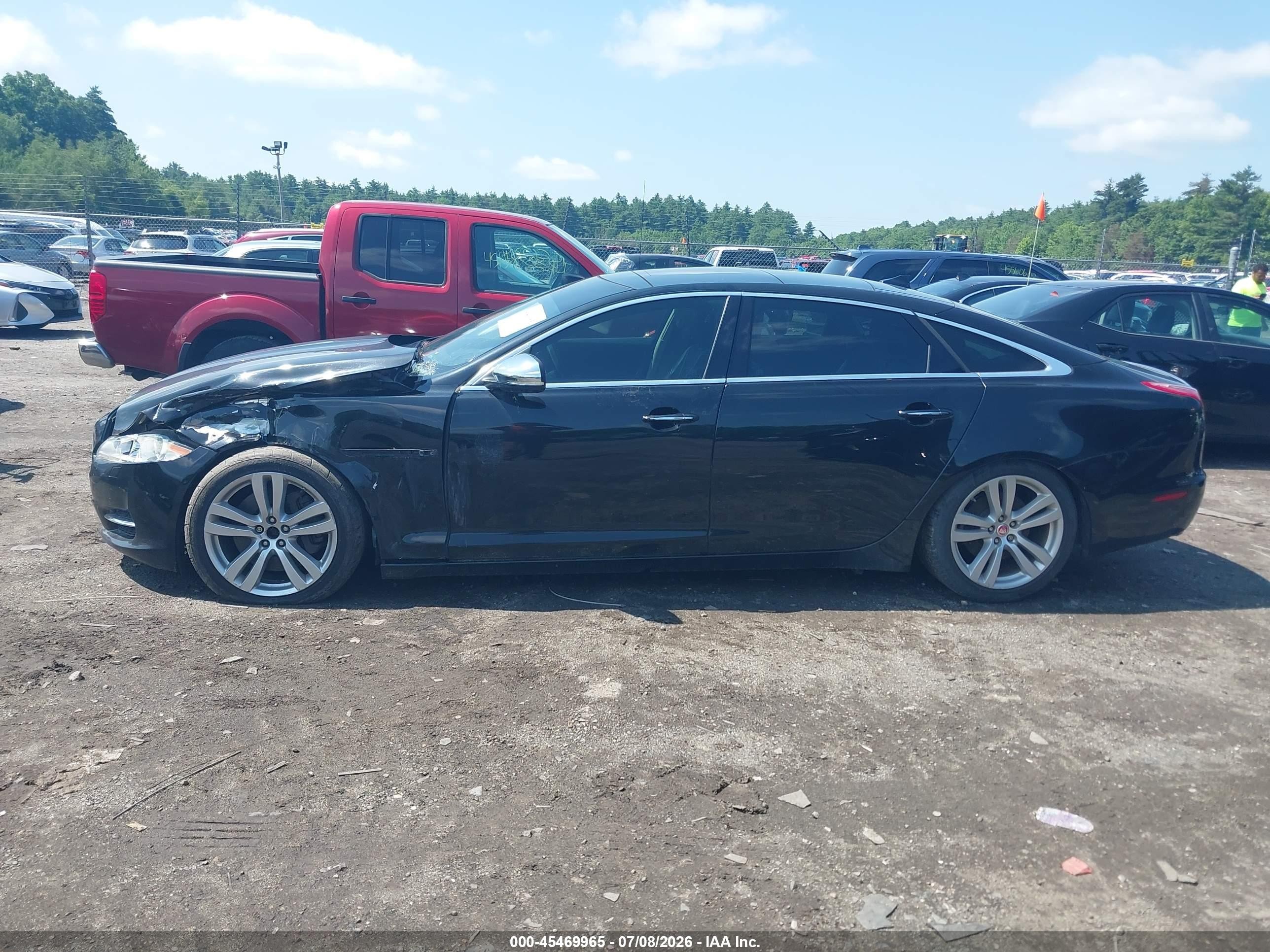 2014 Jaguar Xj Xjl Portfolio Black vin: SAJWJ2GDXE8V61294