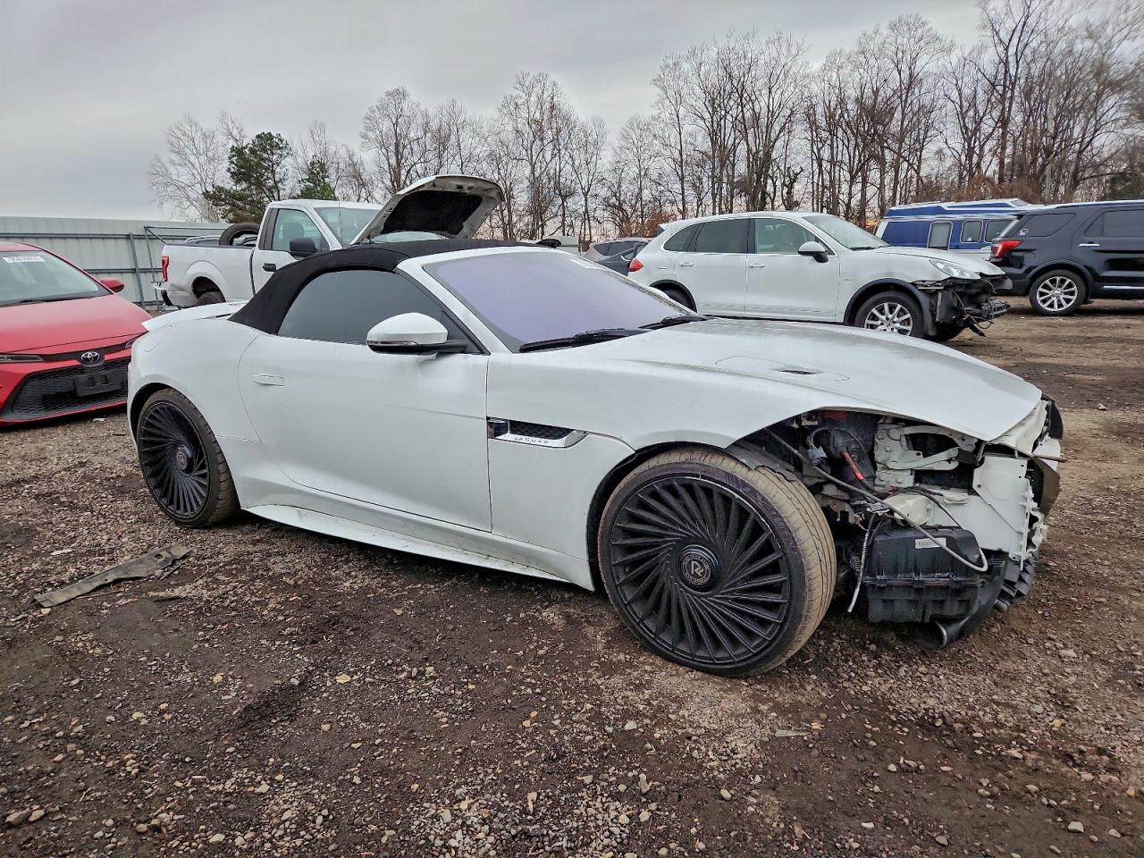 2017 Jaguar F-type S White vin: SAJWJ6FV4H8K41653