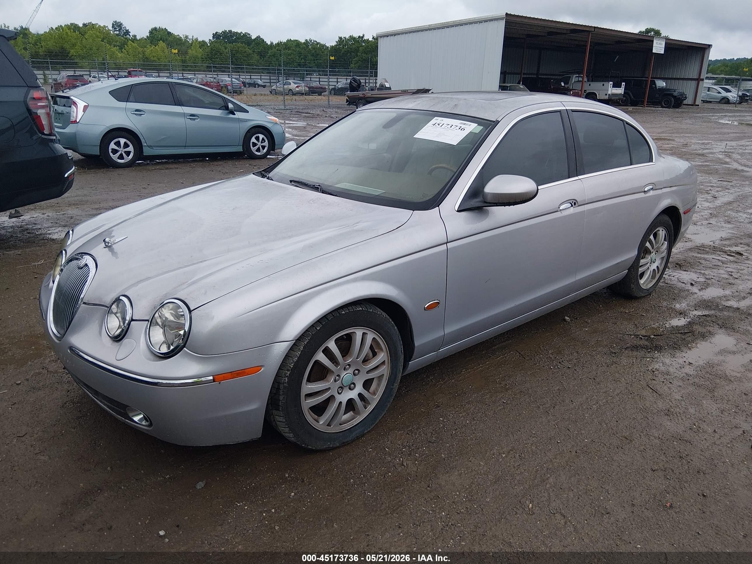 2005 Jaguar S-type   Silver vin: SAJXA01TX5FN31264