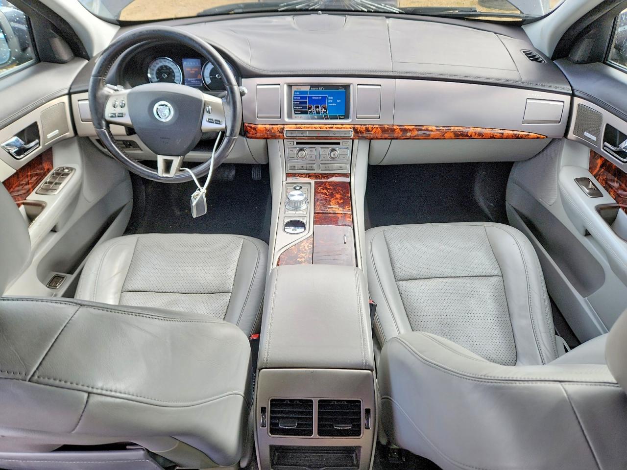 2009 Jaguar Xf Black vin: SAJXA06B99HR21783