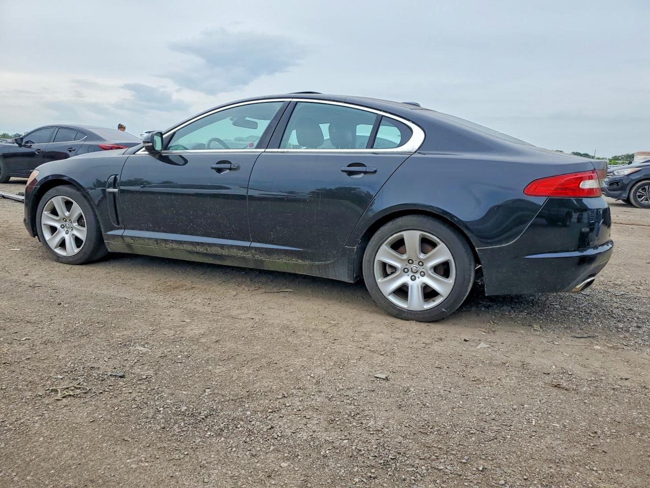 2011 Jaguar Xf Black vin: SAJXA0FB2BLR99180