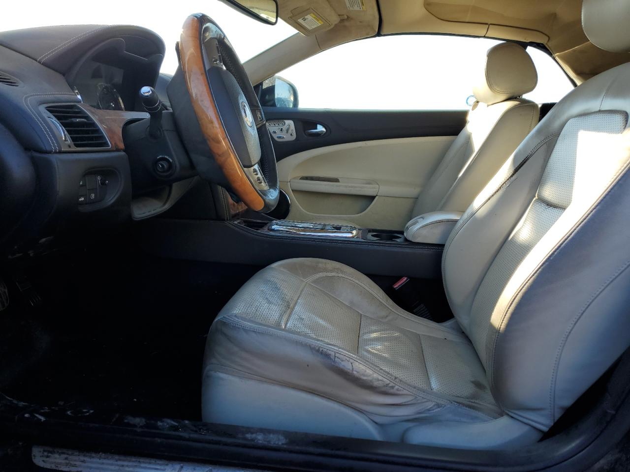 2010 Jaguar Xkr Black vin: SAJXA4EC6AMB38047