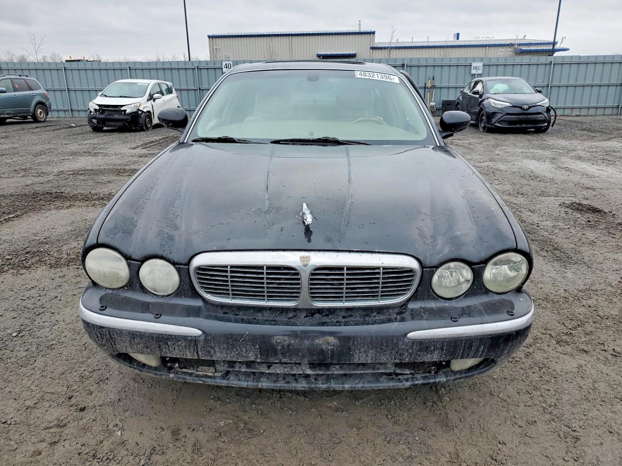2004 Jaguar Xj8 Black vin: SAJXA71C44SG17431