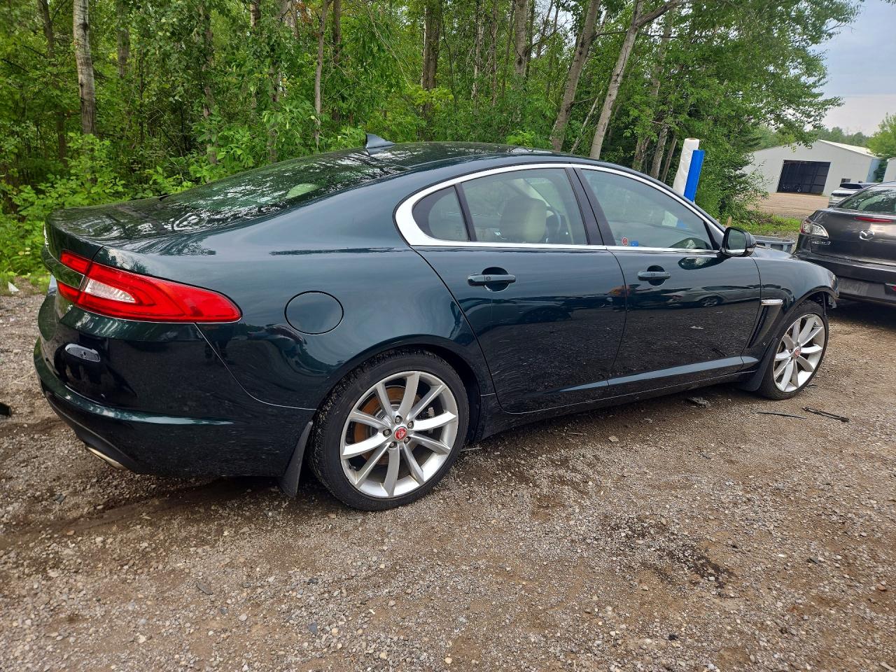 2015 Jaguar Xf 3.0 Sport Awd Green vin: SAJXJ0FF1F8U69326