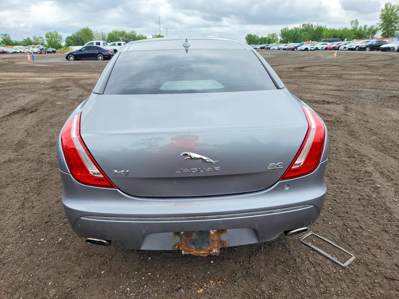 2015 Jaguar Xj Charcoal vin: SAJXJ1CD7F8V81170