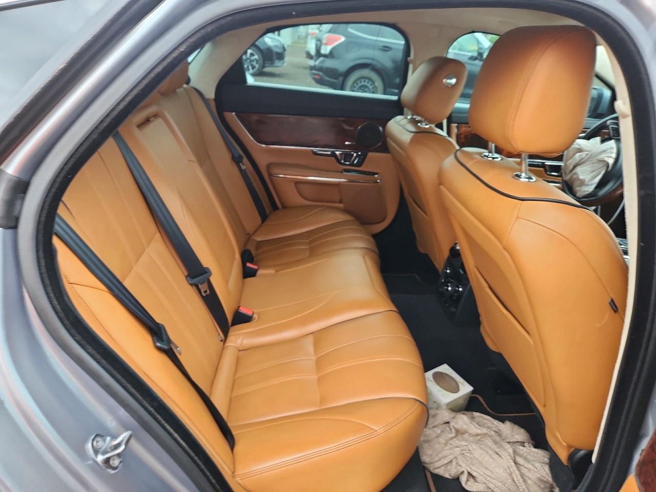 2015 Jaguar Xj Charcoal vin: SAJXJ1CD7F8V81170