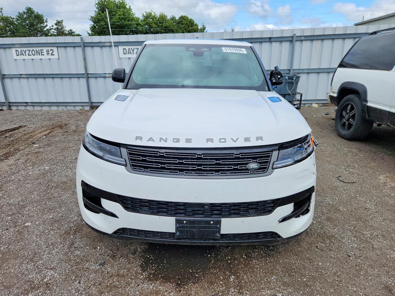 2026 Land Rover Range Rover Sport S White vin: SAL1J9EU6TA623356
