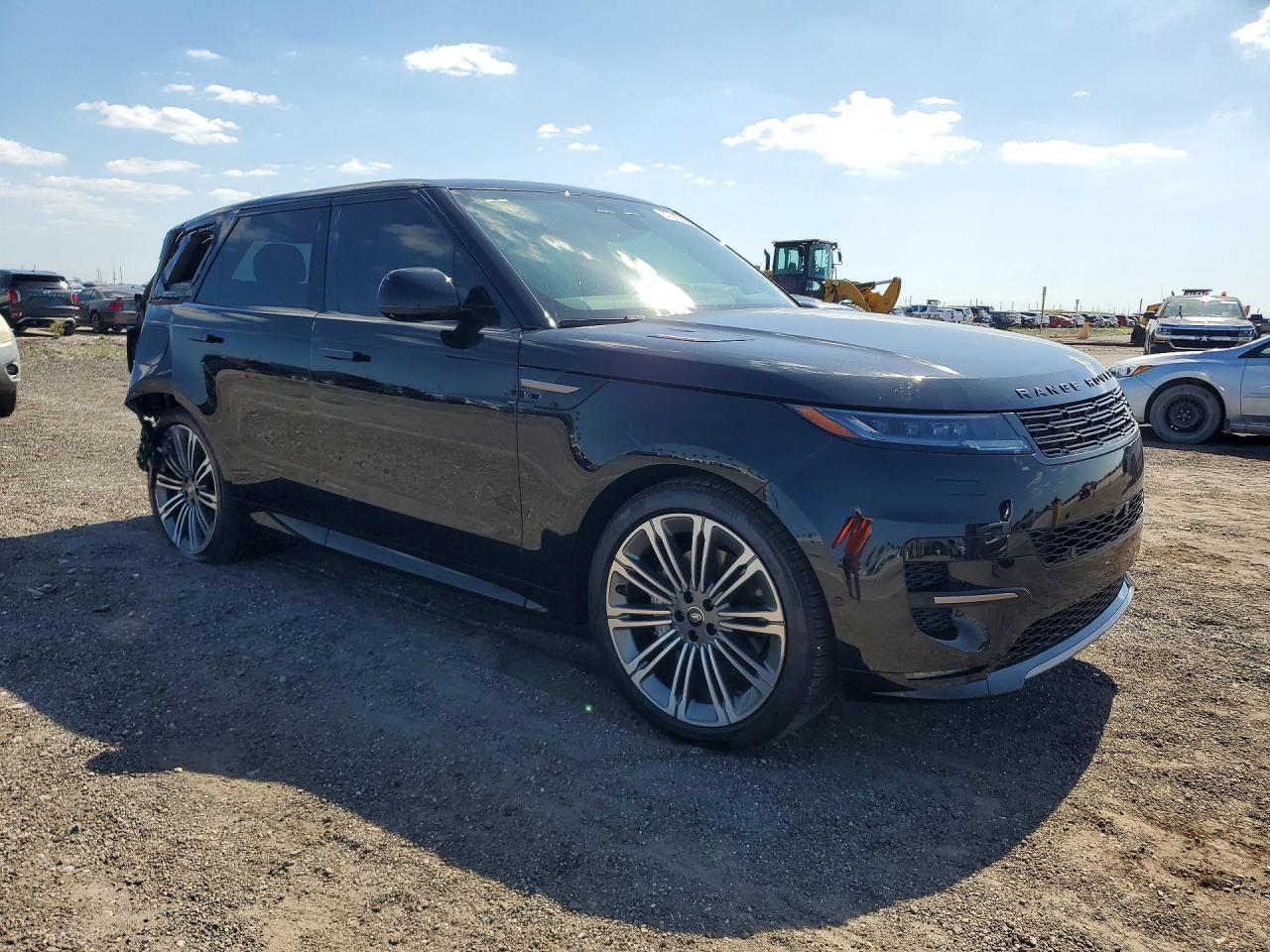 2025 Land Rover Range Rover Sport Dynamic Se Black vin: SAL1L9E42SA474078