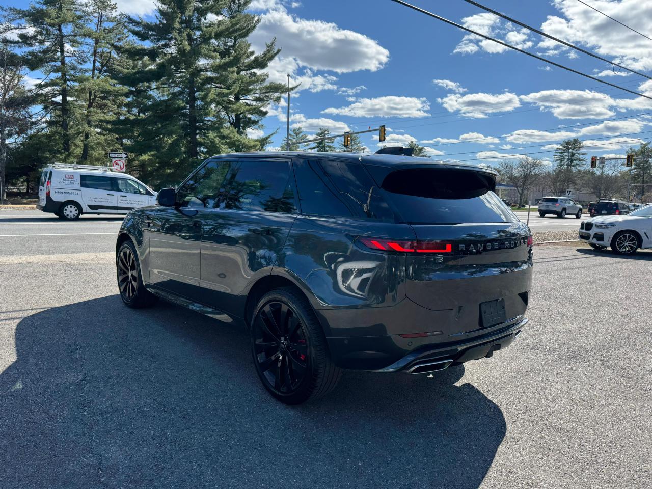 2023 Land Rover Range Rover Sport Dynamic Se Gray vin: SAL1L9FU3PA109303