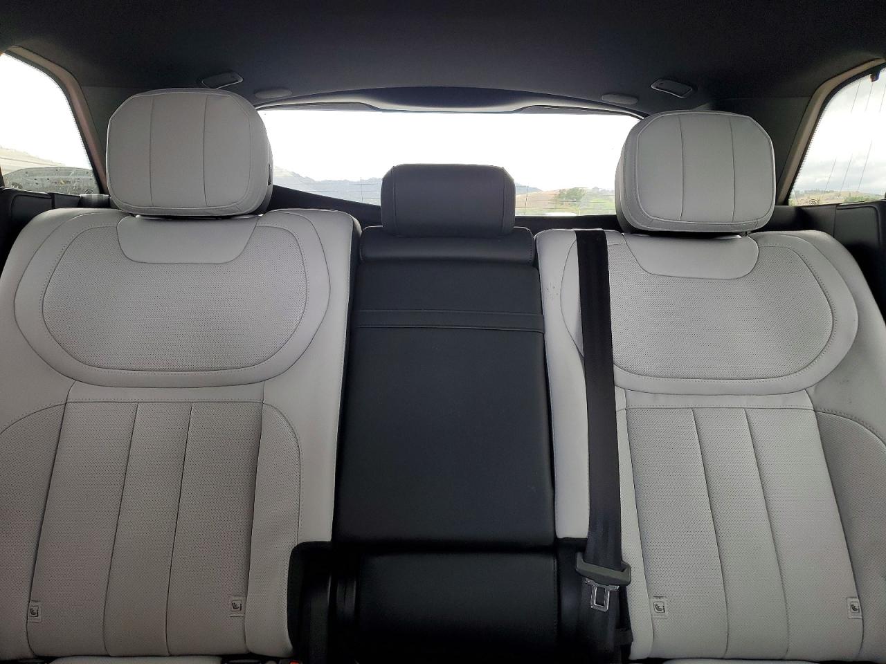 2024 Land Rover Range Rover Sport Dynamic Se Gray vin: SAL1L9FU3RA413041