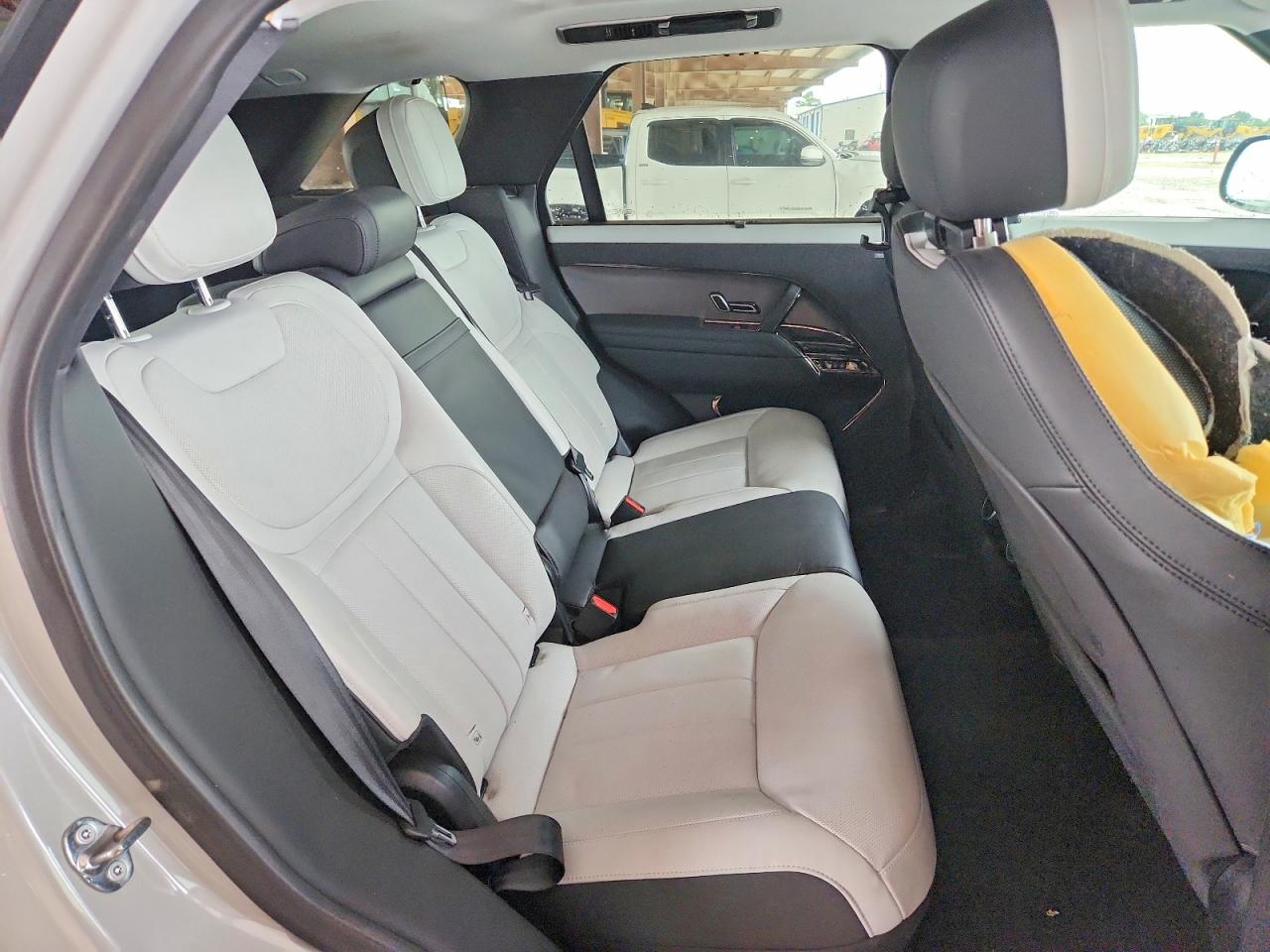 2024 Land Rover Range Rover Sport Dynamic Se White vin: SAL1L9FUXRA167248