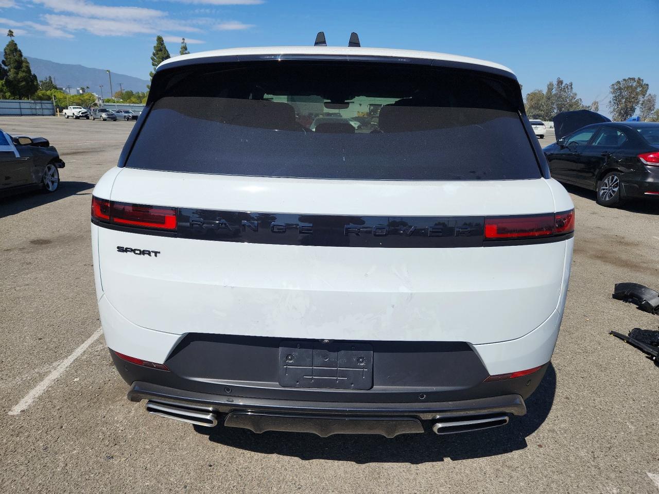 2025 Land Rover Range Rover Sport Se White vin: SAL1P9EU2SA472500