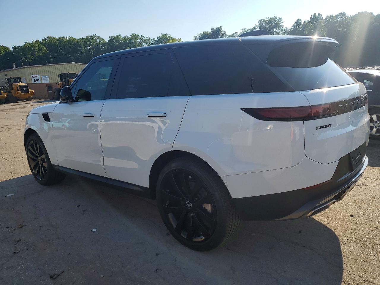 2025 Land Rover Range Rover Sport Se White vin: SAL1P9EUXSA481056