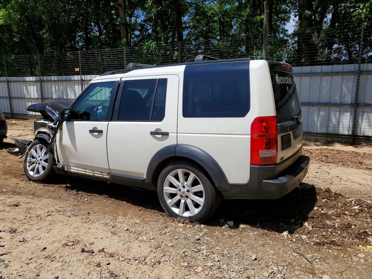 2005 Land Rover Lr3 White vin: SALAA25455A310048