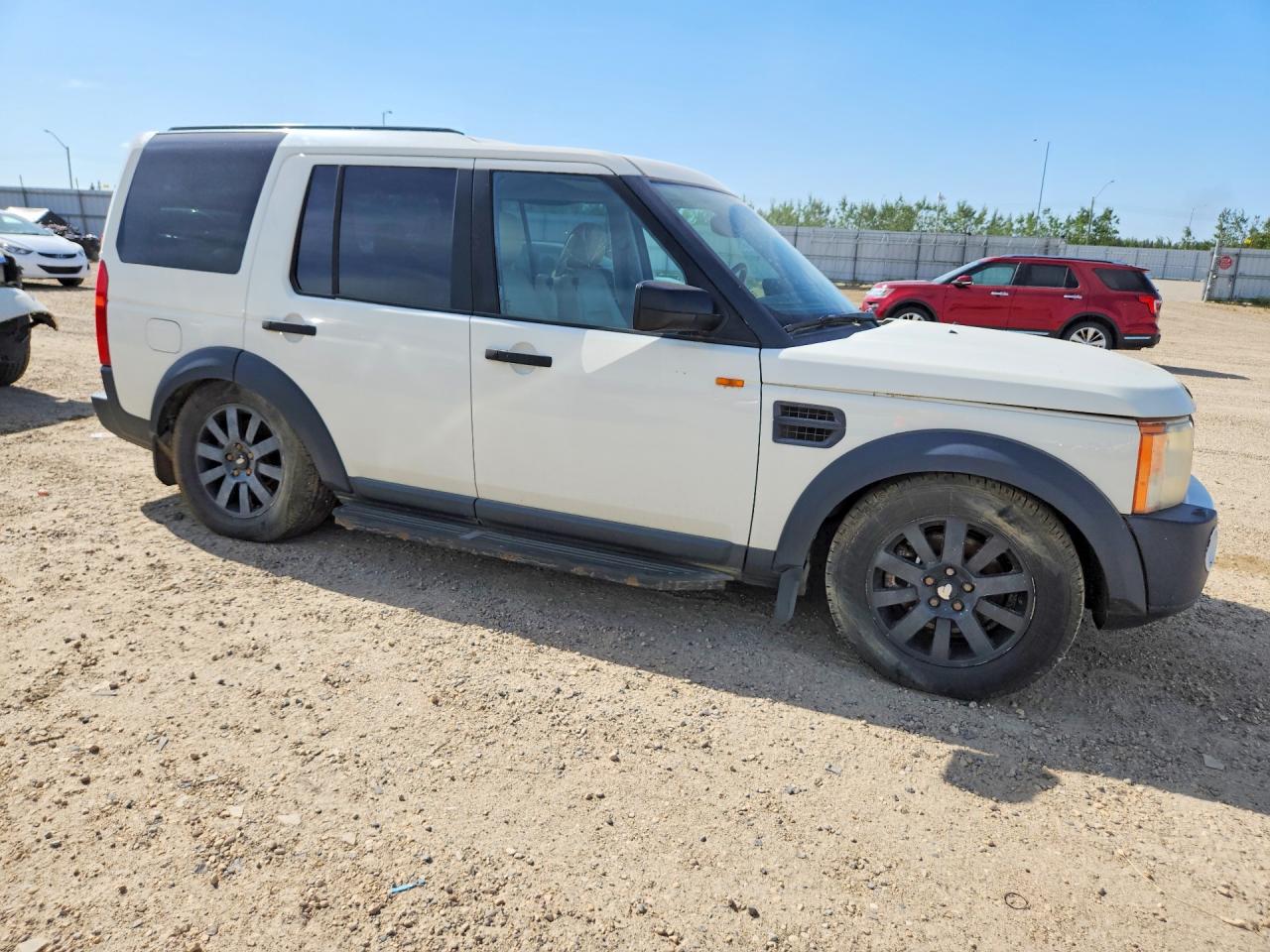 2005 Land Rover Lr3 White vin: SALAA254X5A304567