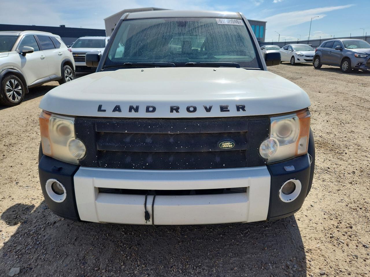 2005 Land Rover Lr3 White vin: SALAA254X5A304567
