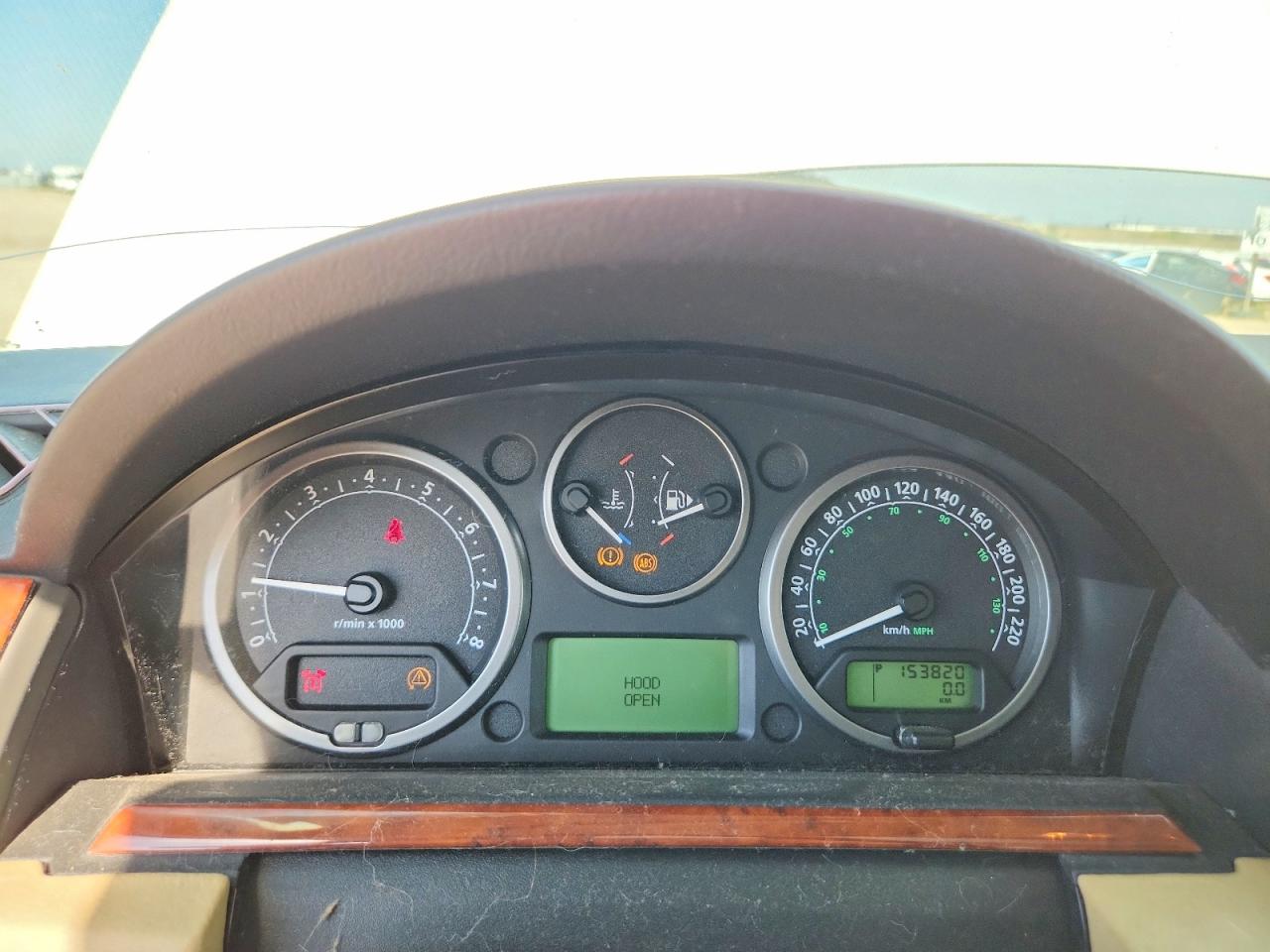 2005 Land Rover Lr3 White vin: SALAA254X5A304567