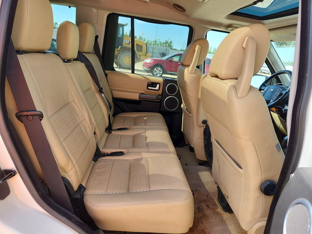 2005 Land Rover Lr3 White vin: SALAA254X5A304567