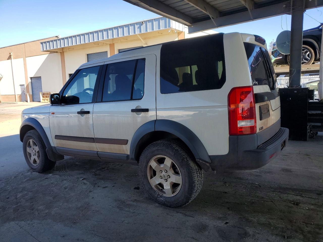 2006 Land Rover Lr3 White vin: SALAC24416A368140