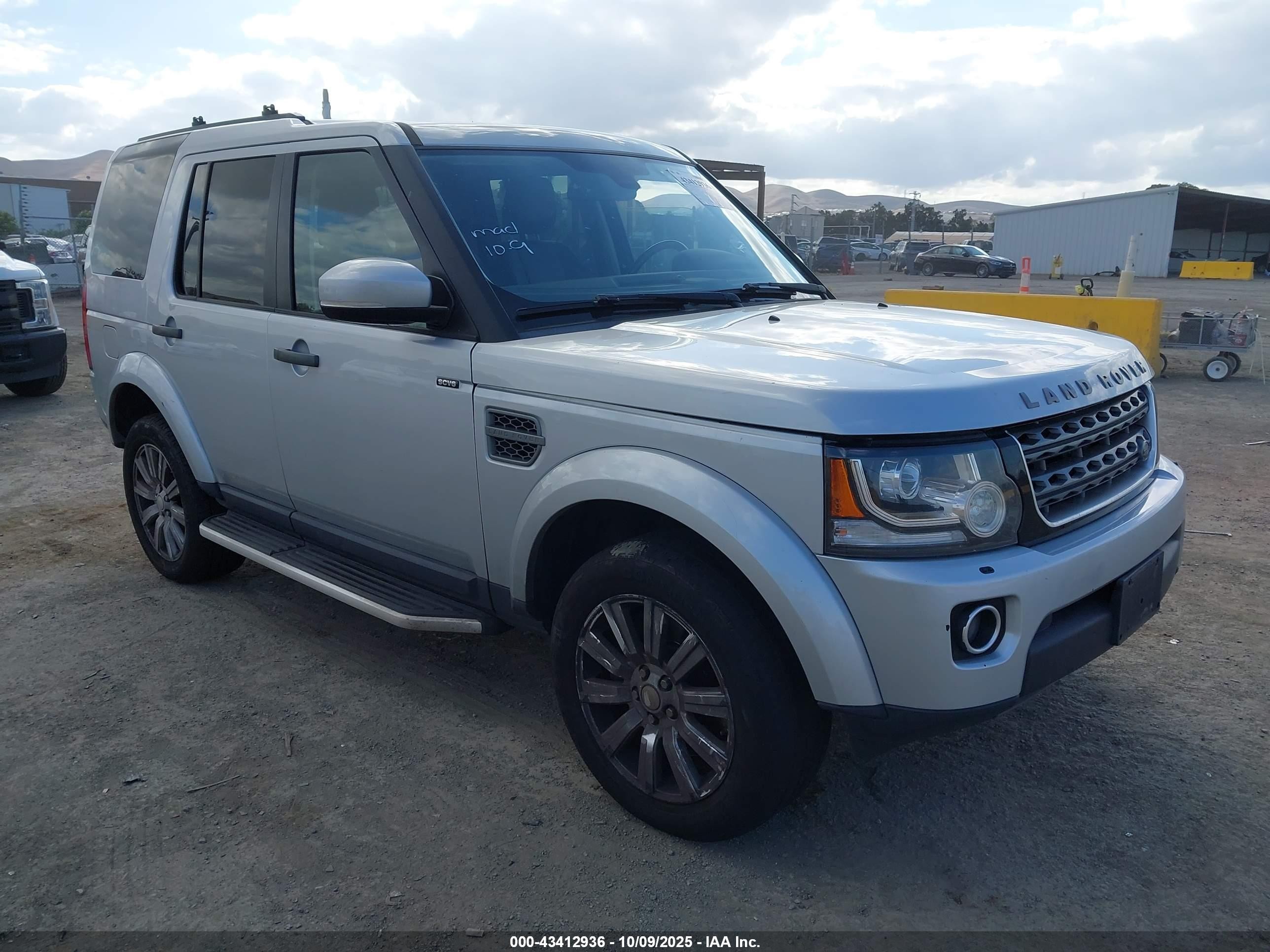 2015 Land Rover Lr4   Silver vin: SALAC2V65FA744869