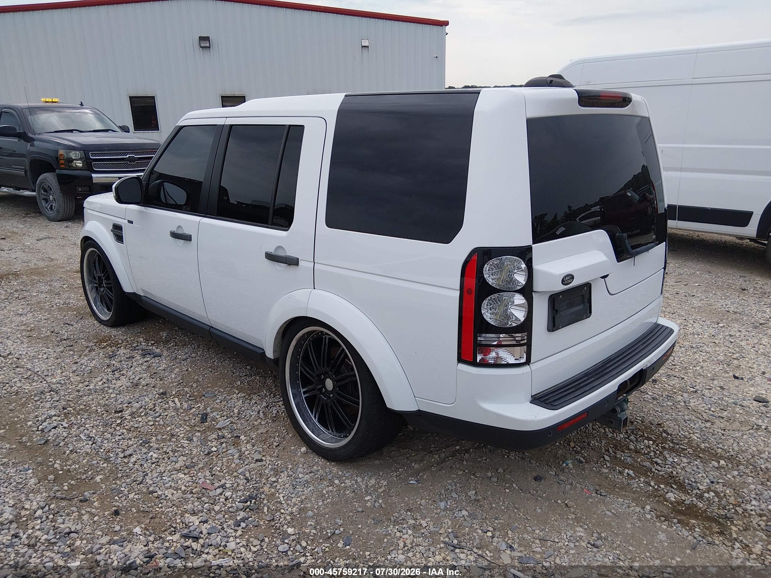 2015 Land Rover Lr4   Белый vin: SALAC2V65FA767035