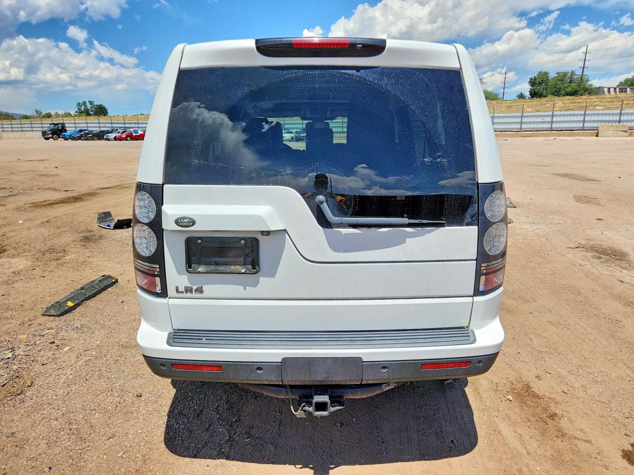 2015 Land Rover Lr4 White vin: SALAC2V69FA772139