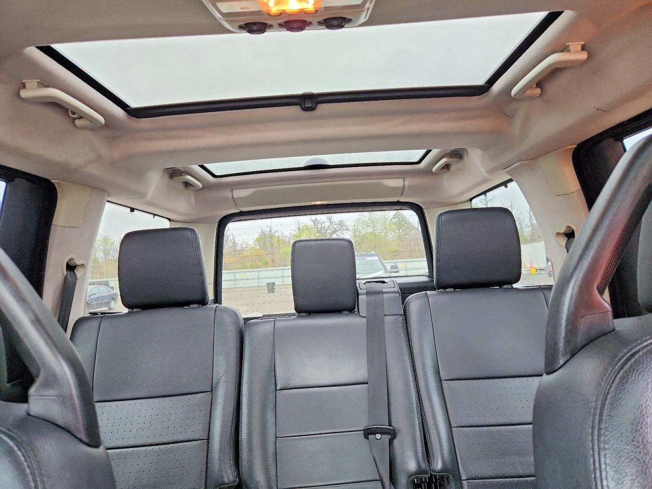 2008 Land Rover Lr3 Se Белый vin: SALAE25428A492607