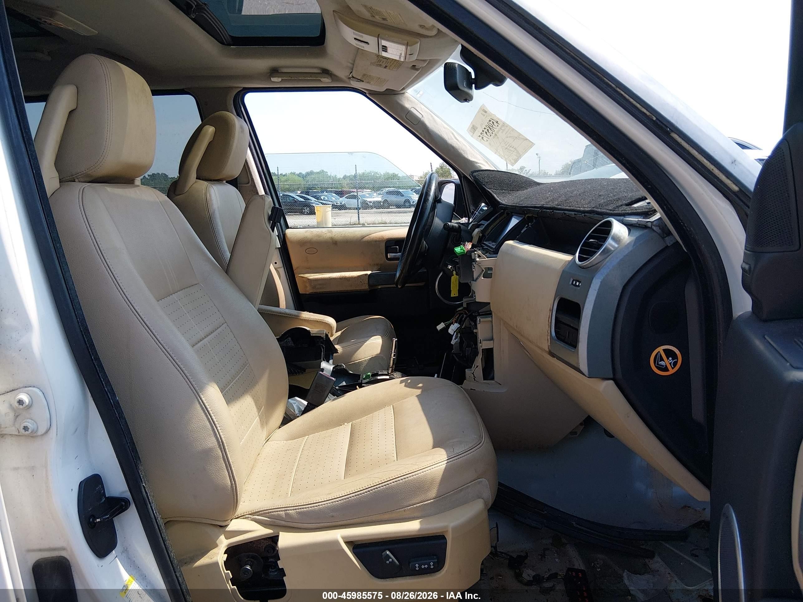 2008 Land Rover Lr3 V8 Se White vin: SALAE25448A465666