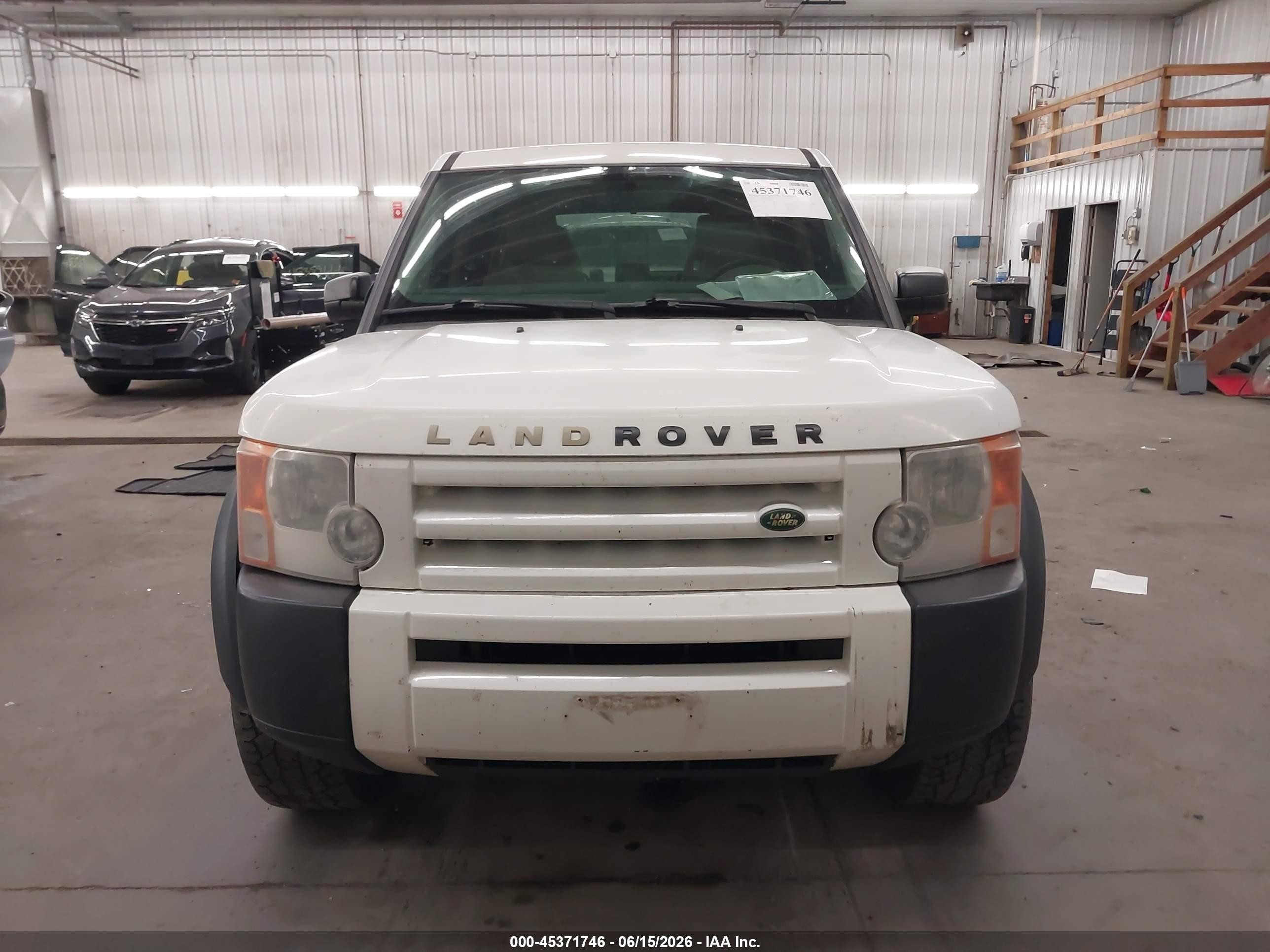 2005 Land Rover Lr3 Se White vin: SALAE25455A314458