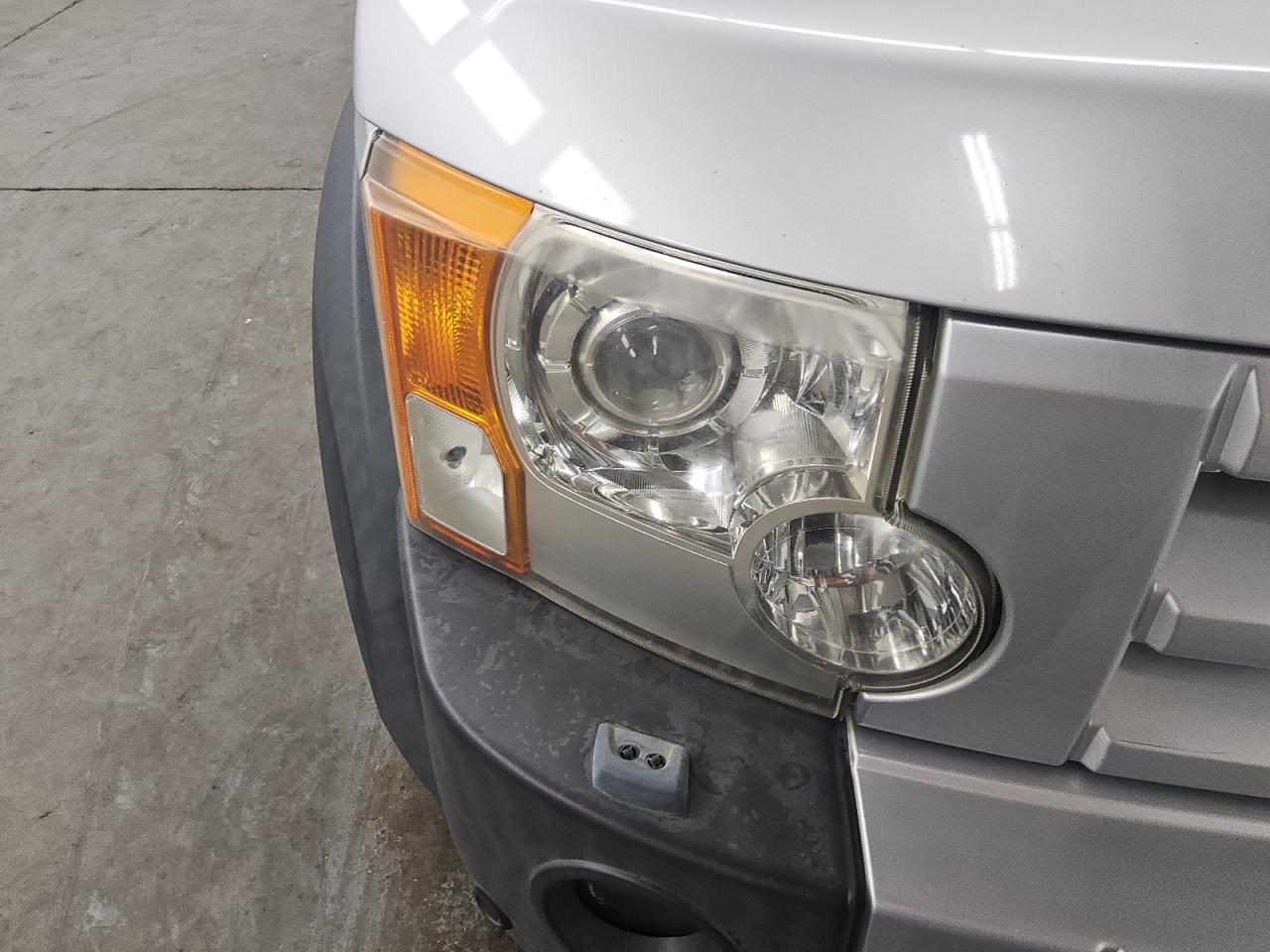 2008 Land Rover Lr3 Hse Серебряный vin: SALAG25408A468865 Damage: Right Head Lamp, Faded, Repair Required