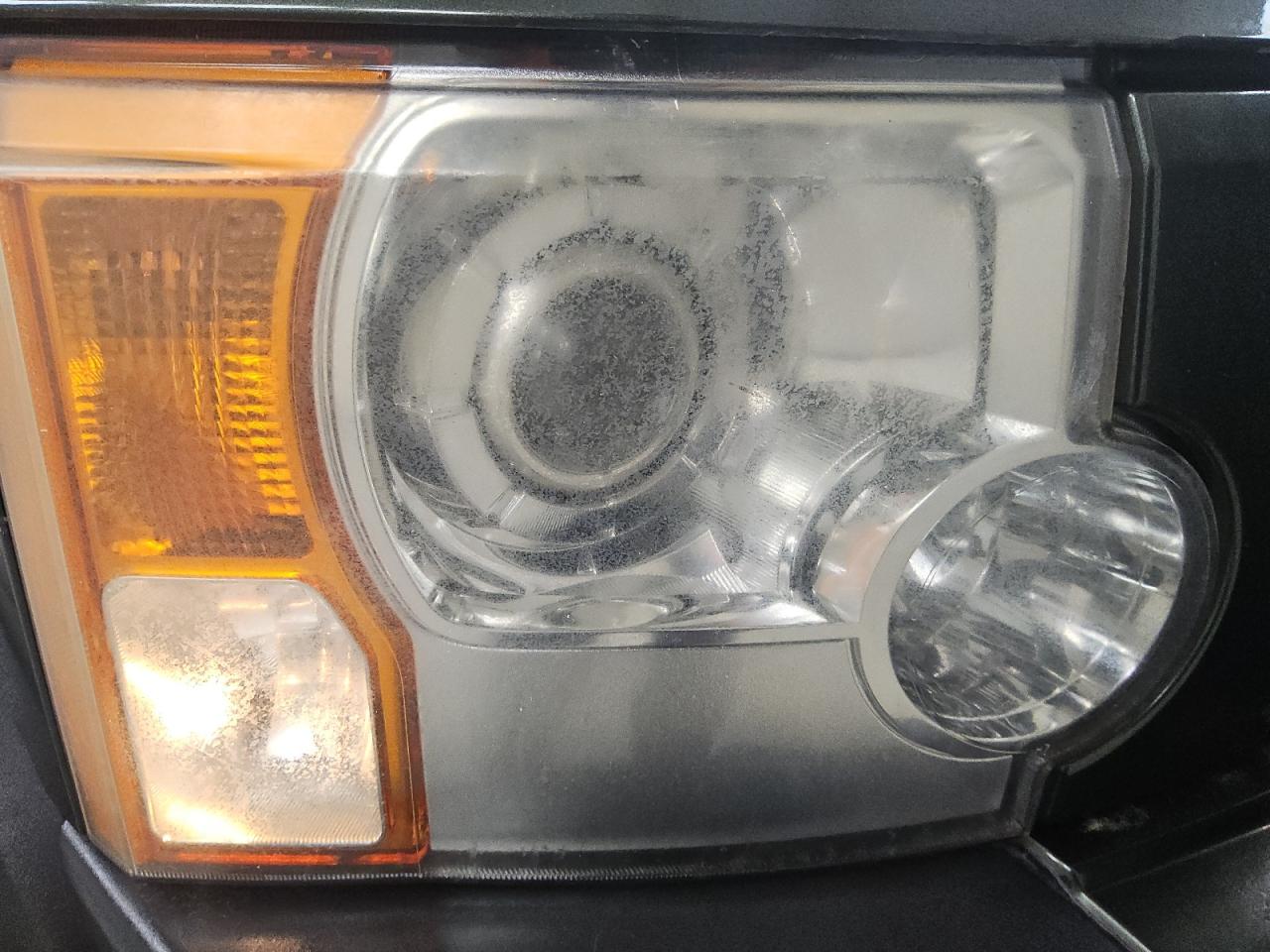 2008 Land Rover Lr3 Hse Green vin: SALAG25428A489975 Damage: Right Head Lamp, Faded, Repair Required