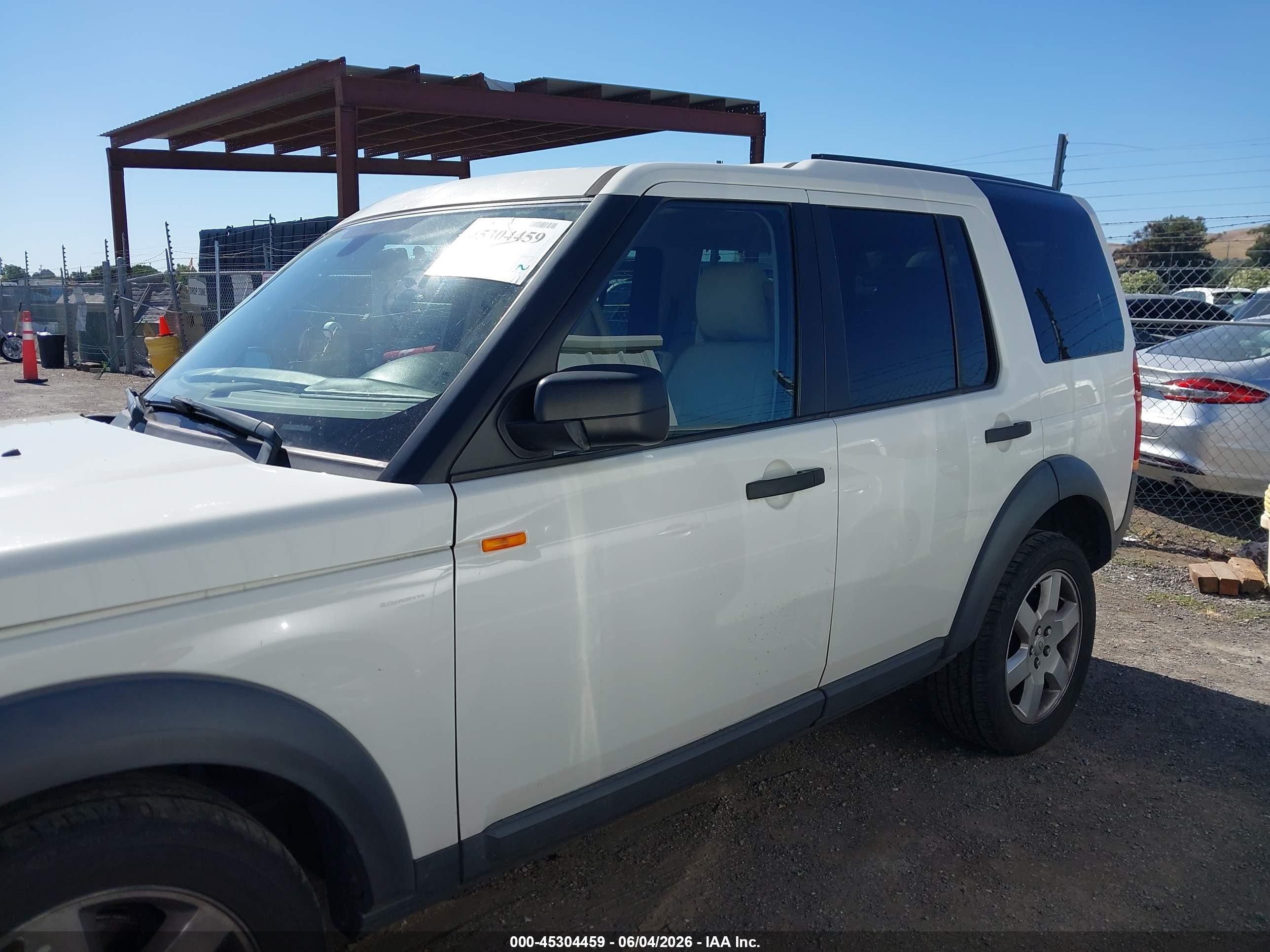 2006 Land Rover Lr3 V8 Hse White vin: SALAG25456A385249