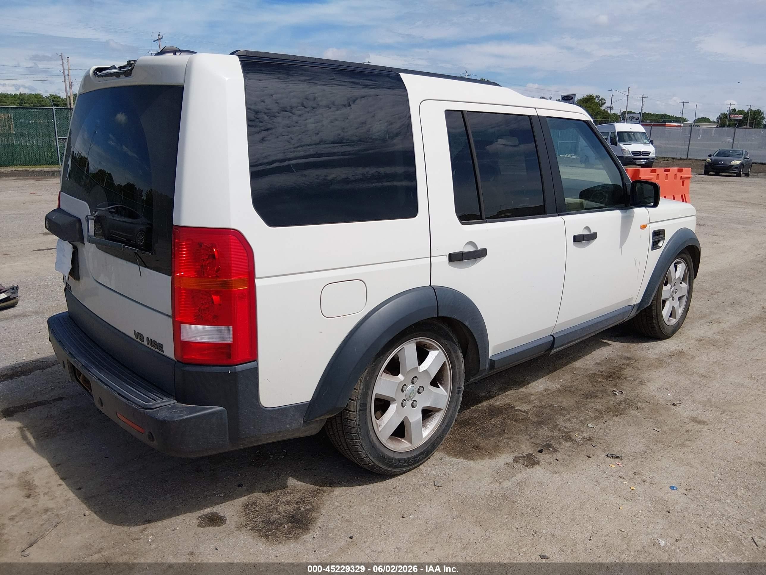 2006 Land Rover Lr3 V8 Hse White vin: SALAG25466A392937